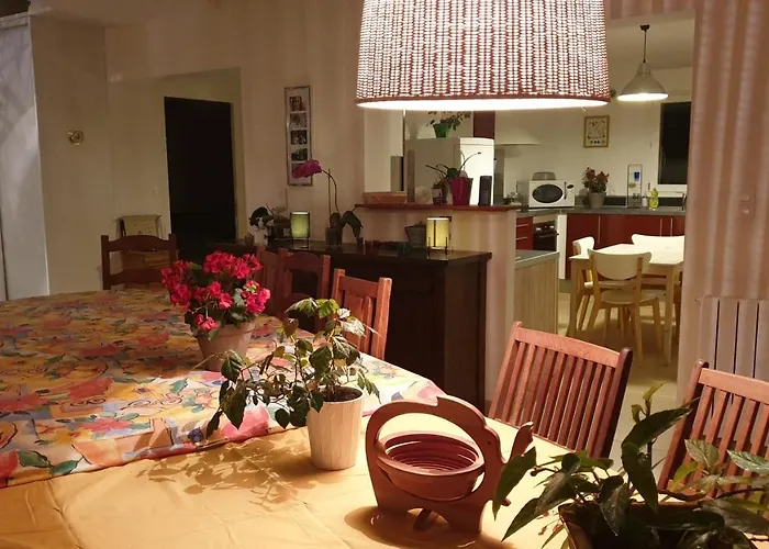 Villa Grande Maison Avec Proche De Caen Et De La